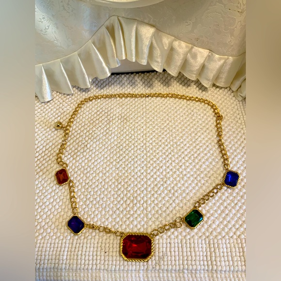 Jewelry - NECKLACE